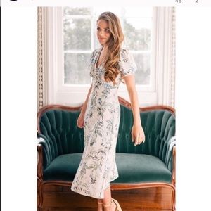 EUC Lauren Gal Meets Glam dress size 4